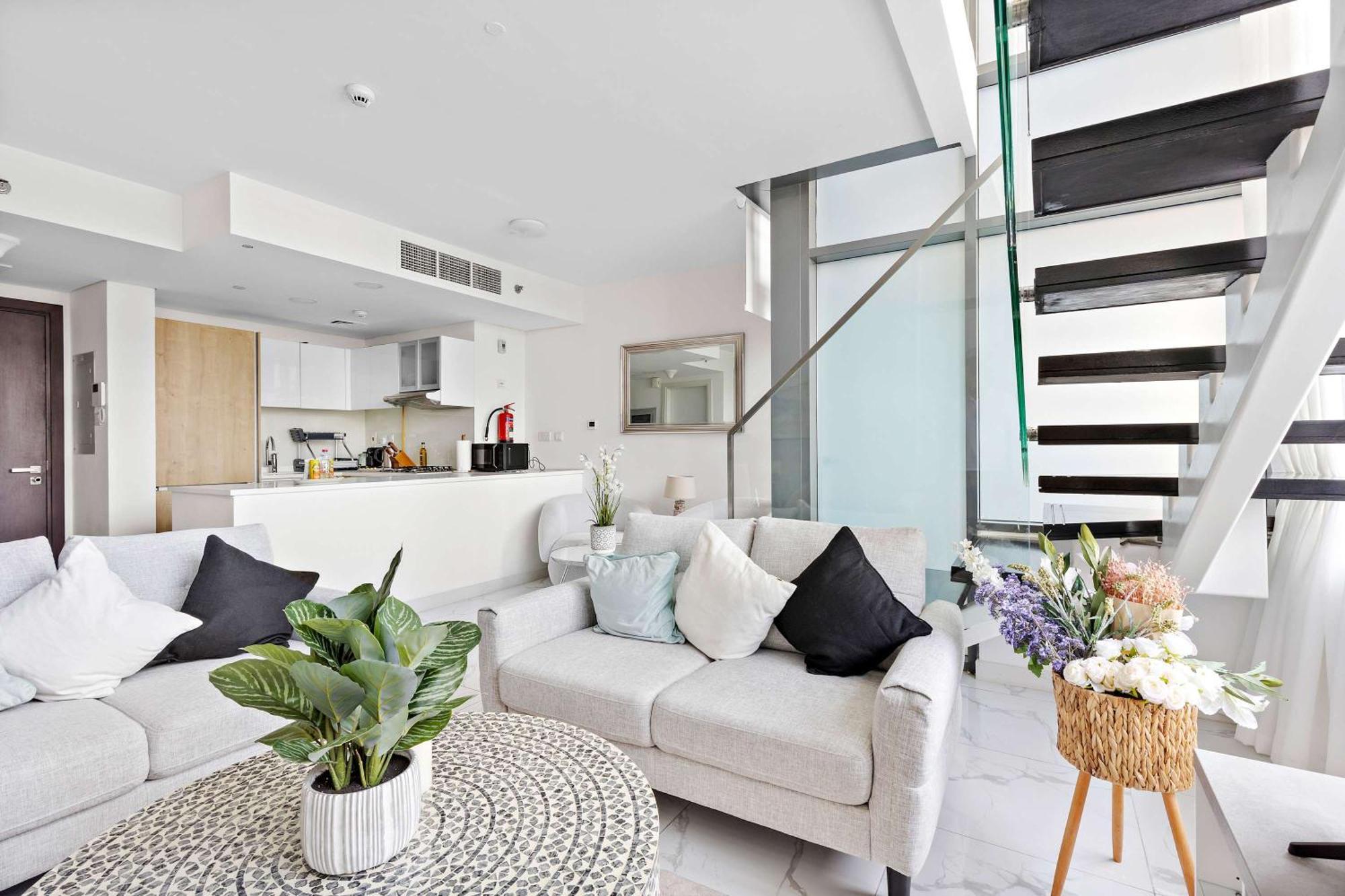 Silkhaus Modern 2bdr Duplex In Al Raha Lofts 2 Apartment *
